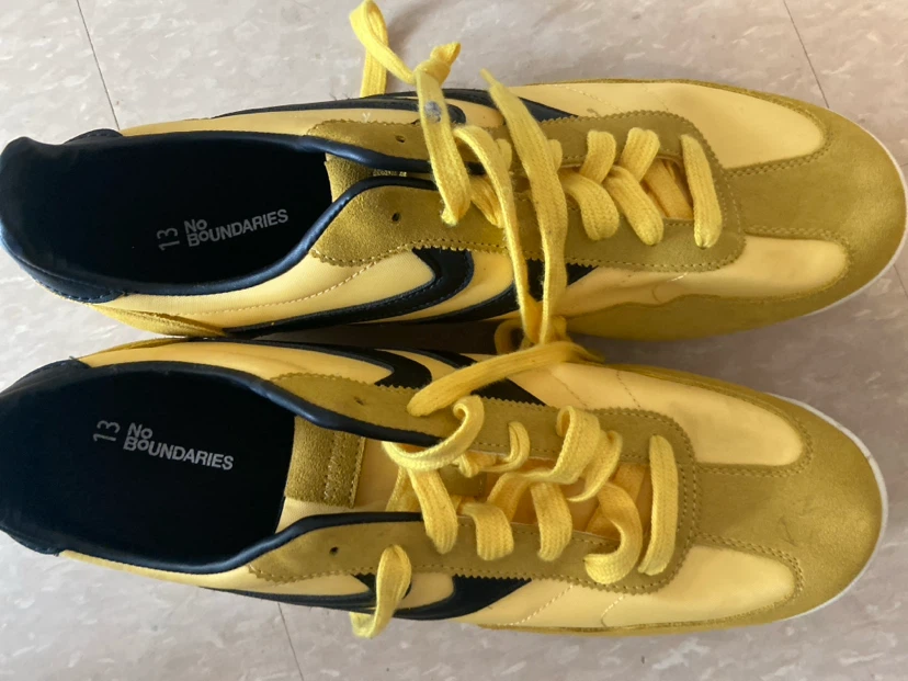 No Boundaries Yellow Sneakers Size 13