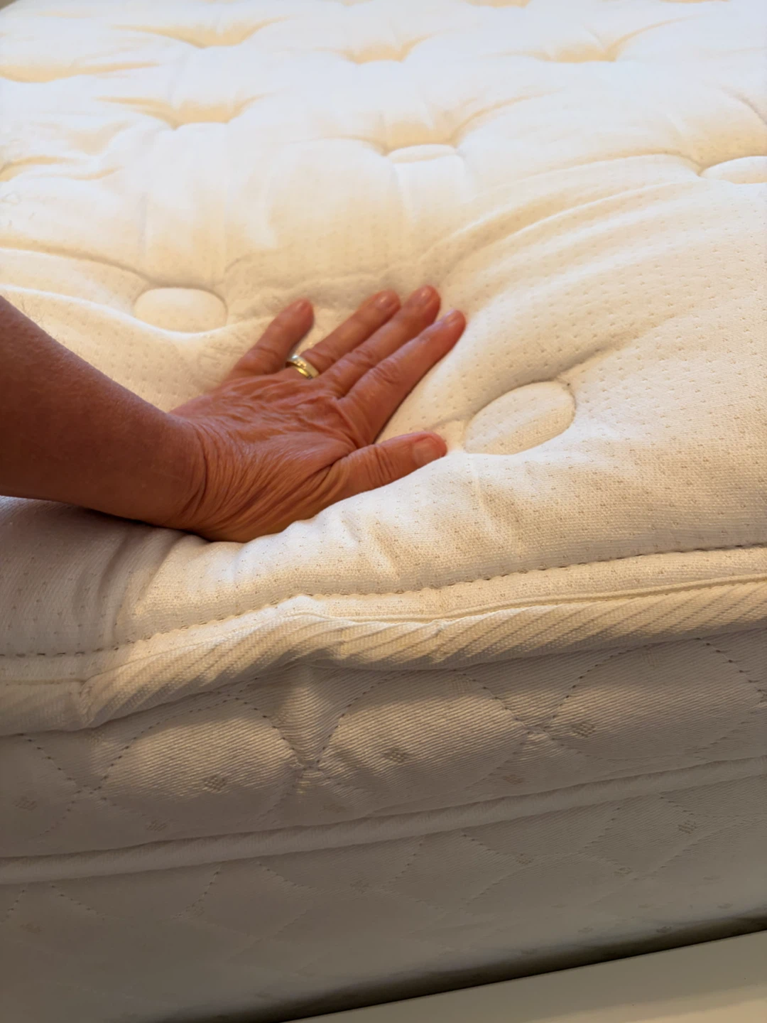 Queen Mattress - photo 2