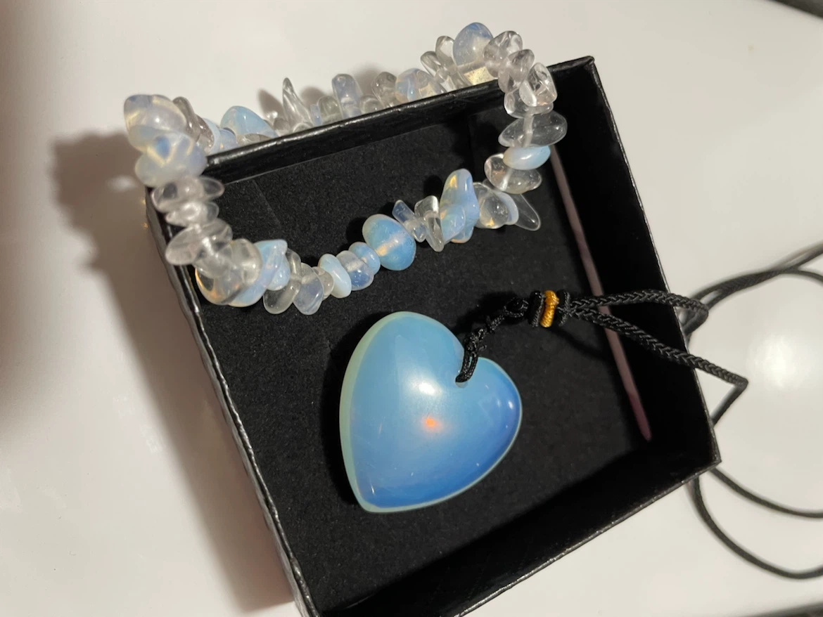 Opalite heart necklace and chip bracelet set
