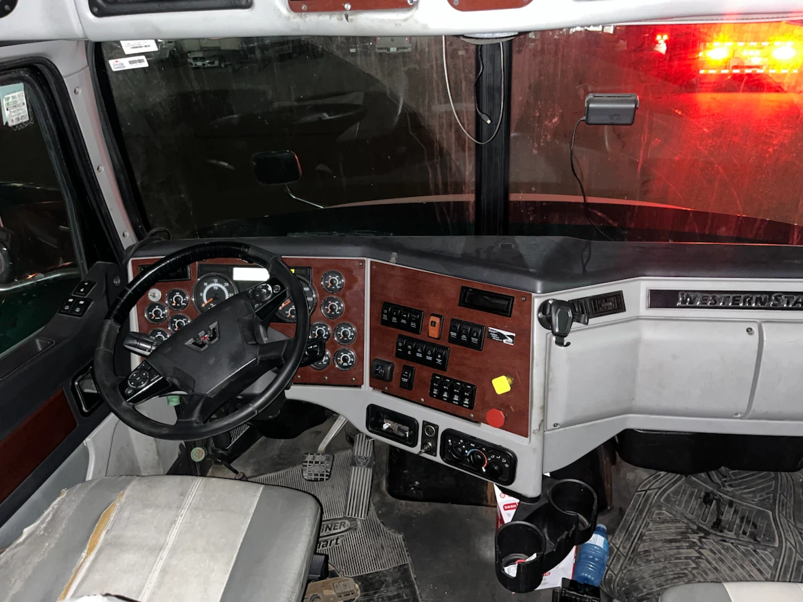 Western Star truck parts 2018 5700 XE - photo 3