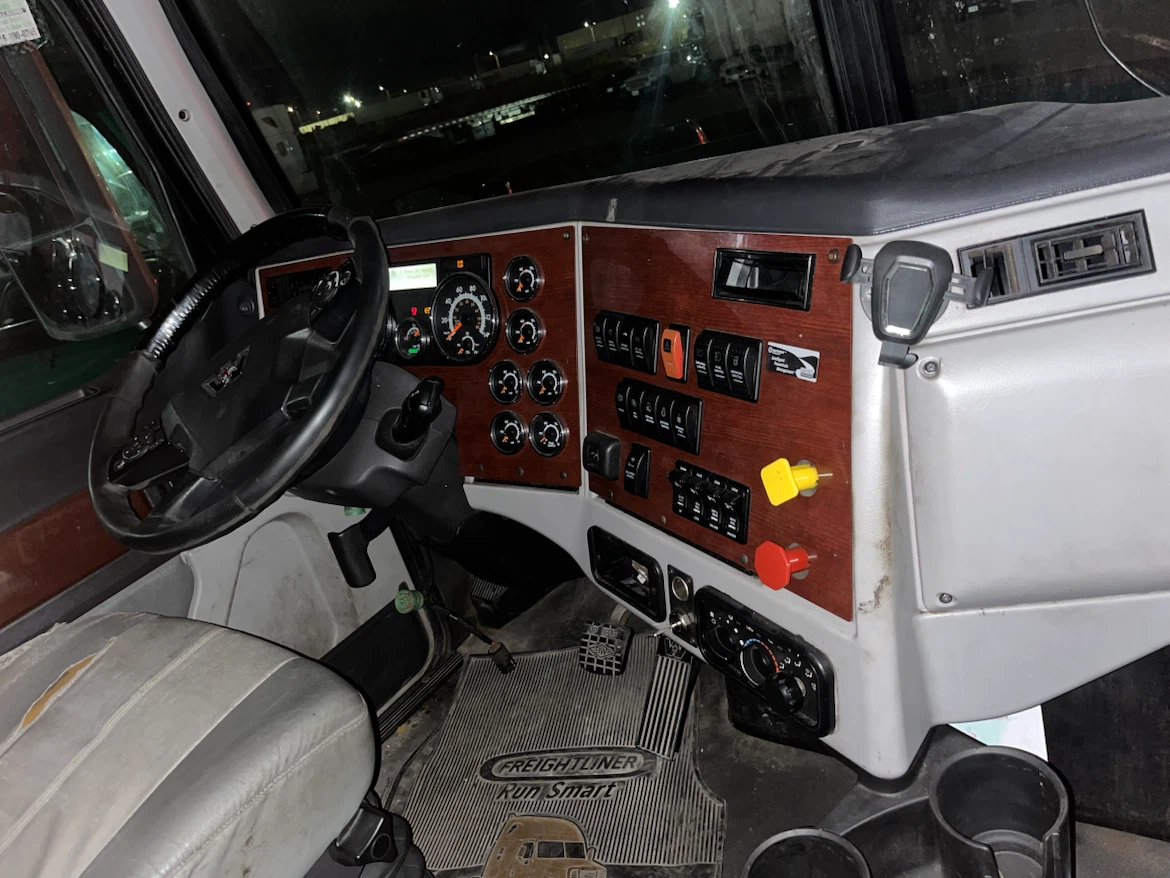 Western Star truck parts 2018 5700 XE - photo 5