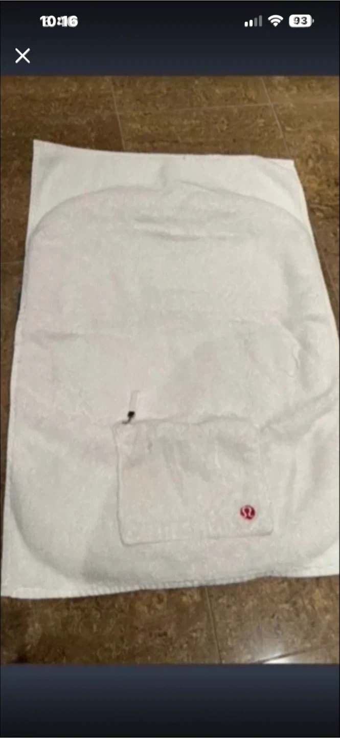 Lululemon Yoga Mat Towel White