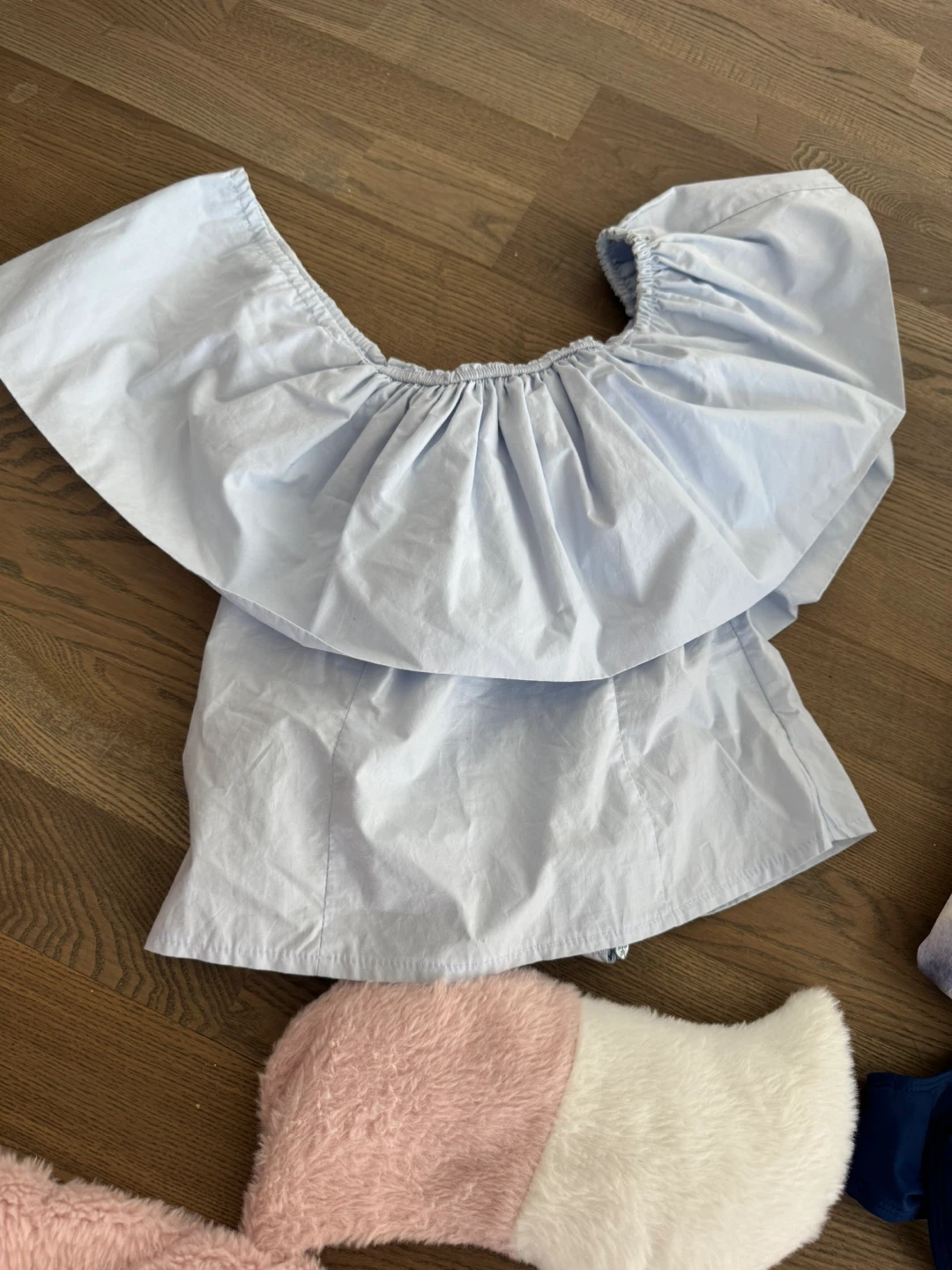 European Designer’s Light Blue Off-the-Shoulder Ruffle Top - photo 3