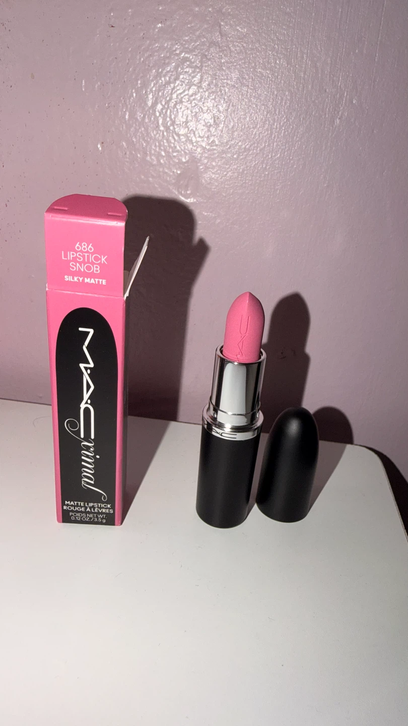 MAC Maximal Silky Matte Lipstick - 686 Snob