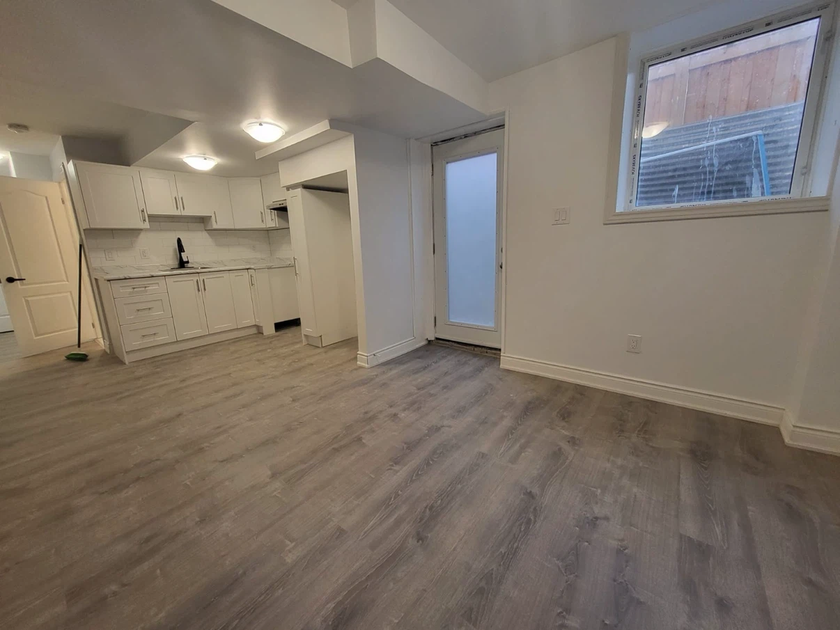 ONLY FOR DEC 26 and JAN 27 Renovated Basement Apartment Rental