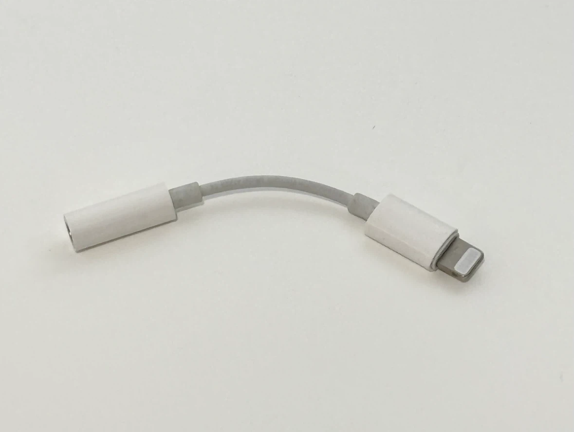 Apple Lightning to 3.5mm Headphone Jack Adapter