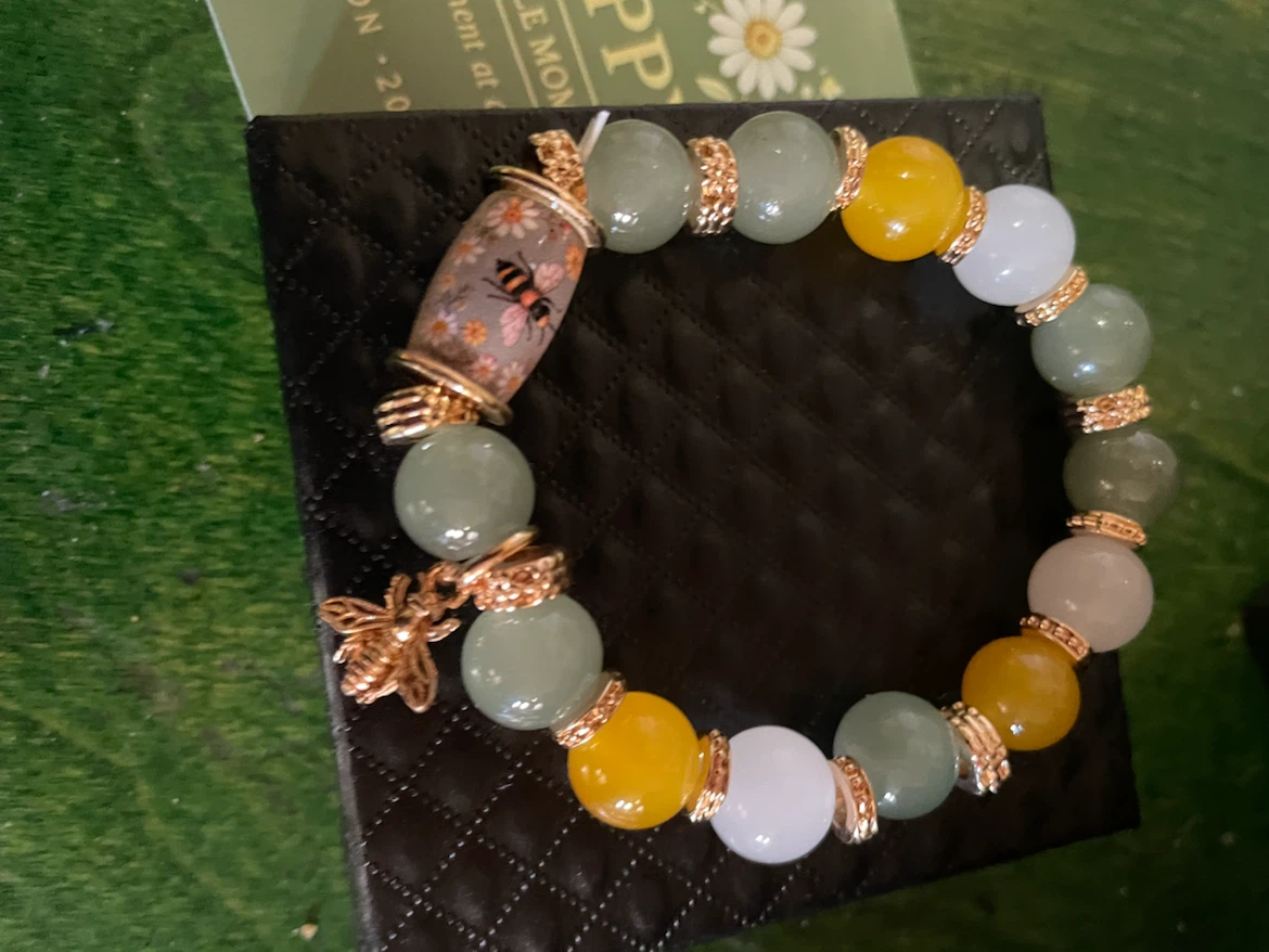 Bee Happy Bead Bracelet - photo 2