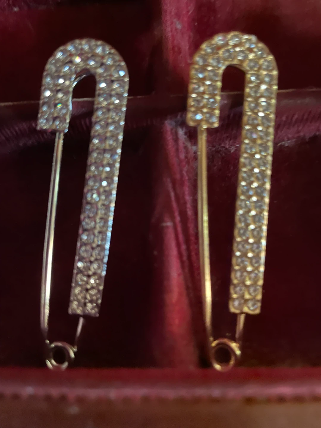 Set of 4 Rhinestone Safety Pin Brooches - photo 2