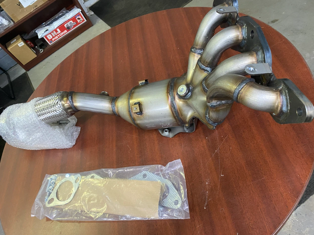 A-Premium Catalytic Converter fit Escape - photo 5