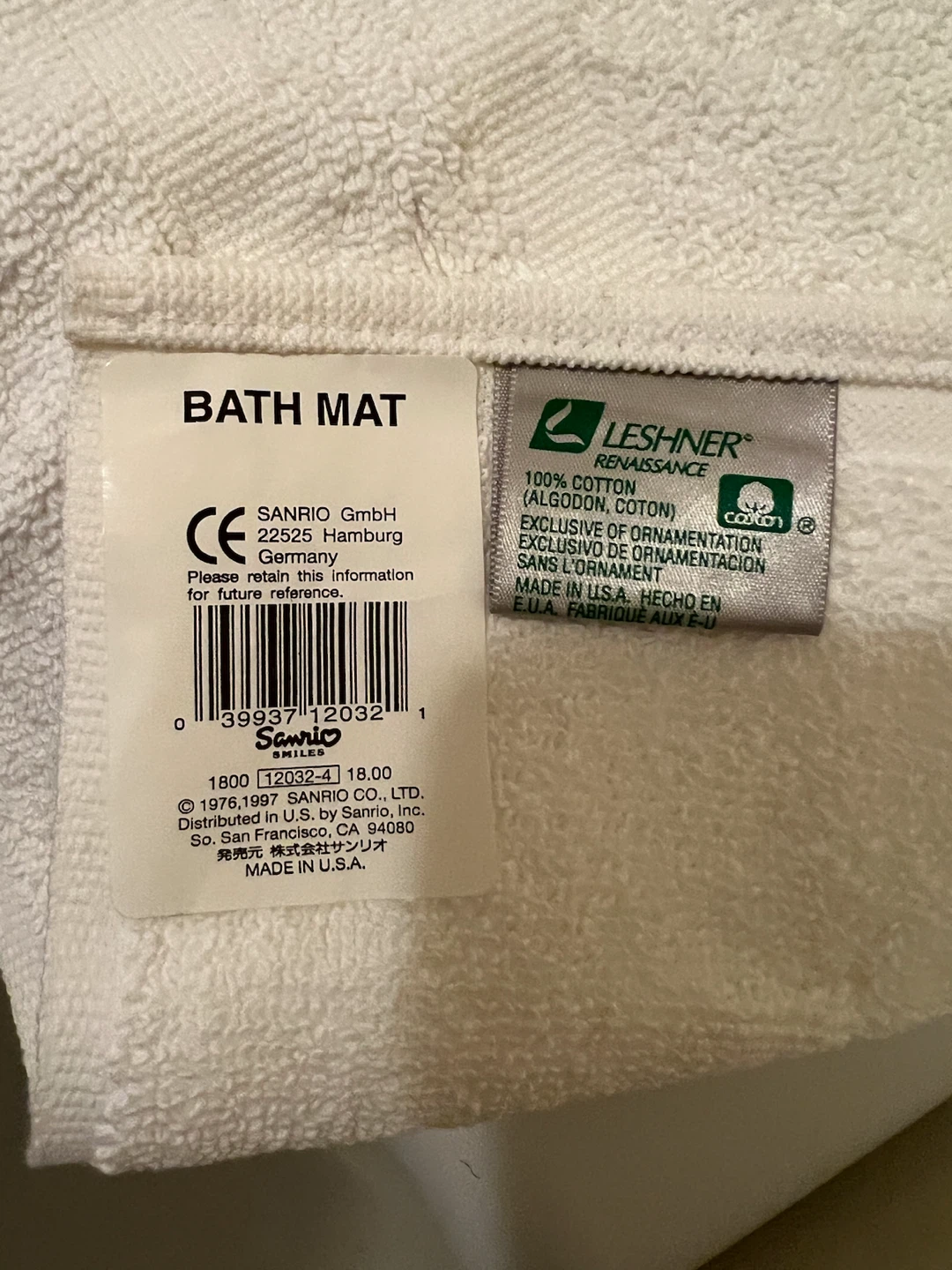 Sanrio Hello Kitty Bath Mat - photo 2
