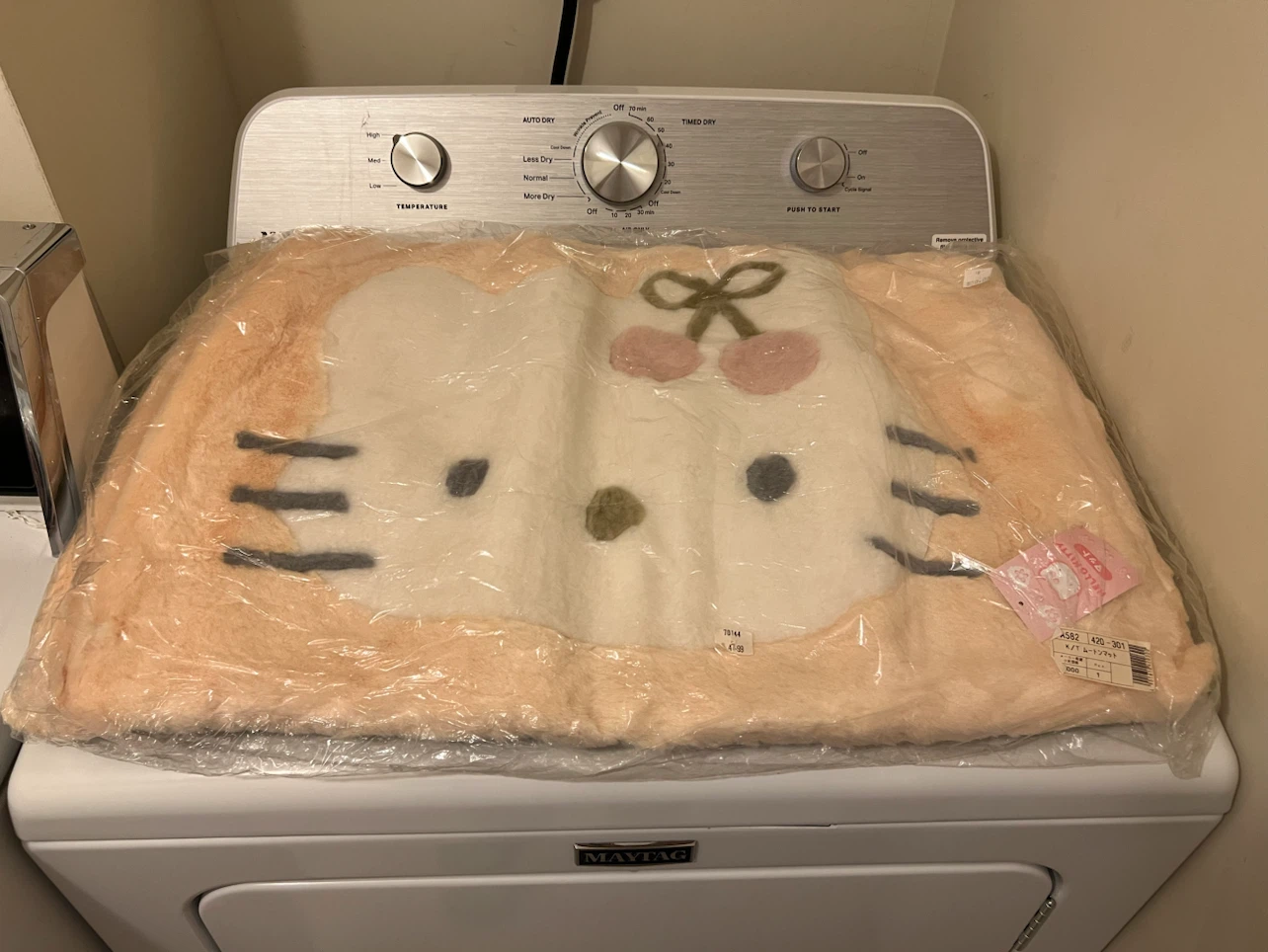 Hello Kitty Character Mat