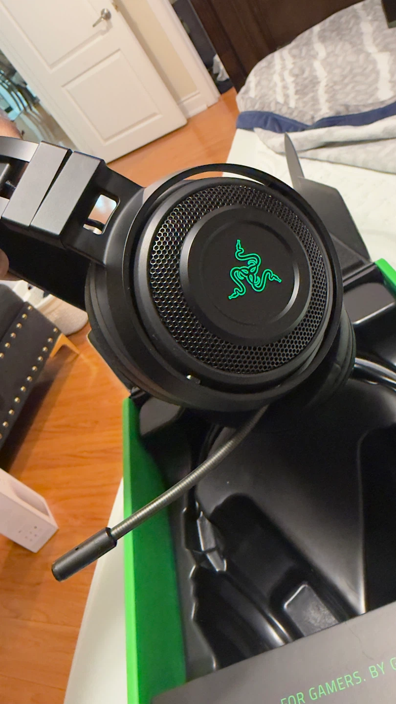 Razer Nari Wireless Gaming Headset - photo 4