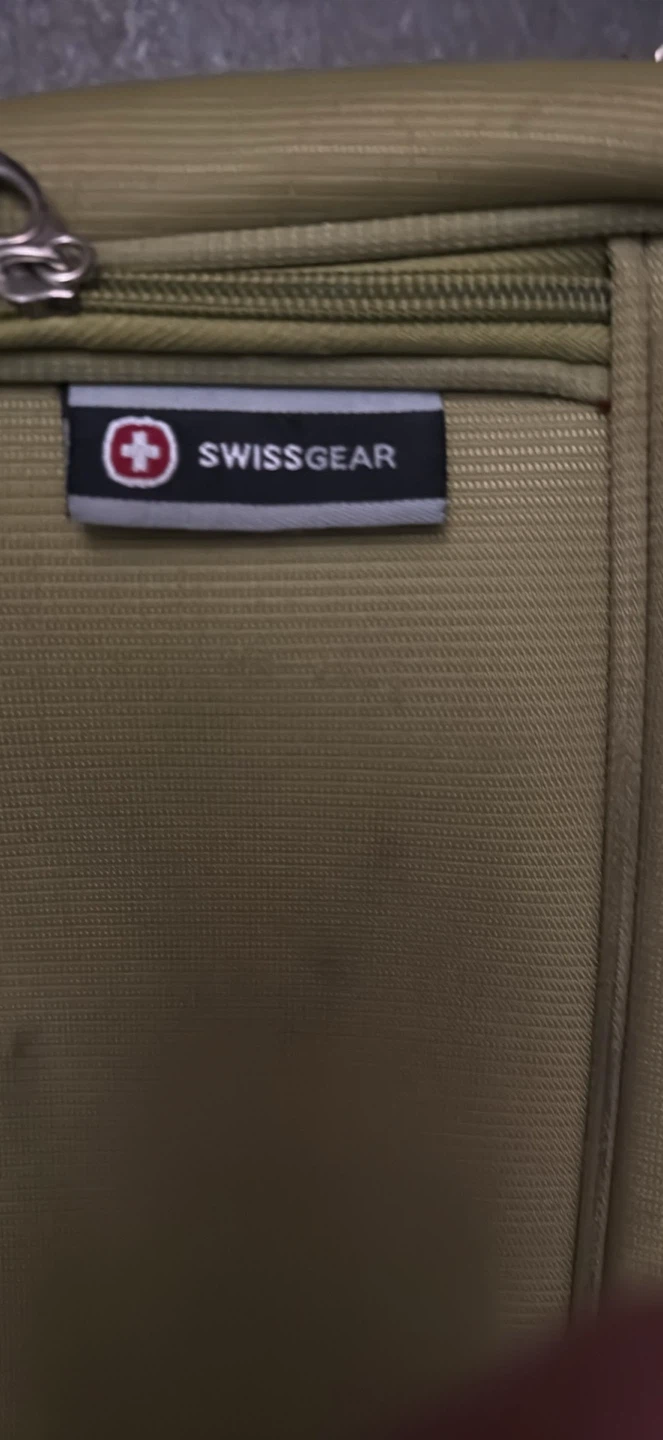 Carry on luggage - photo 2
