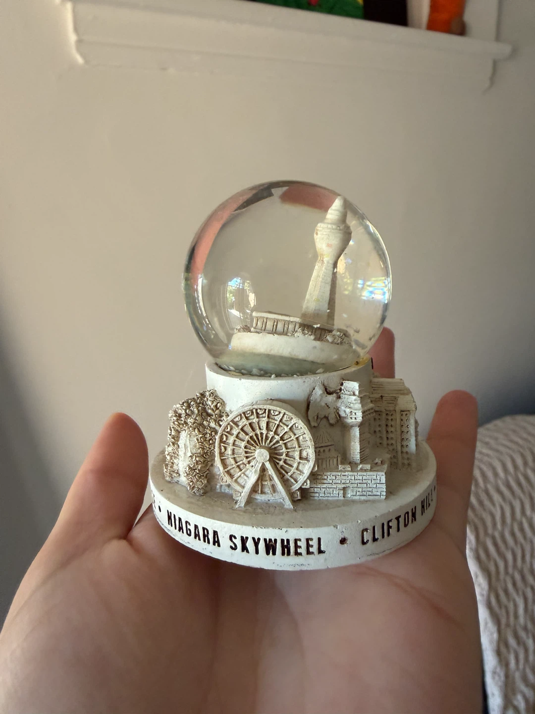 Niagara Falls Souvenir Snow Globe