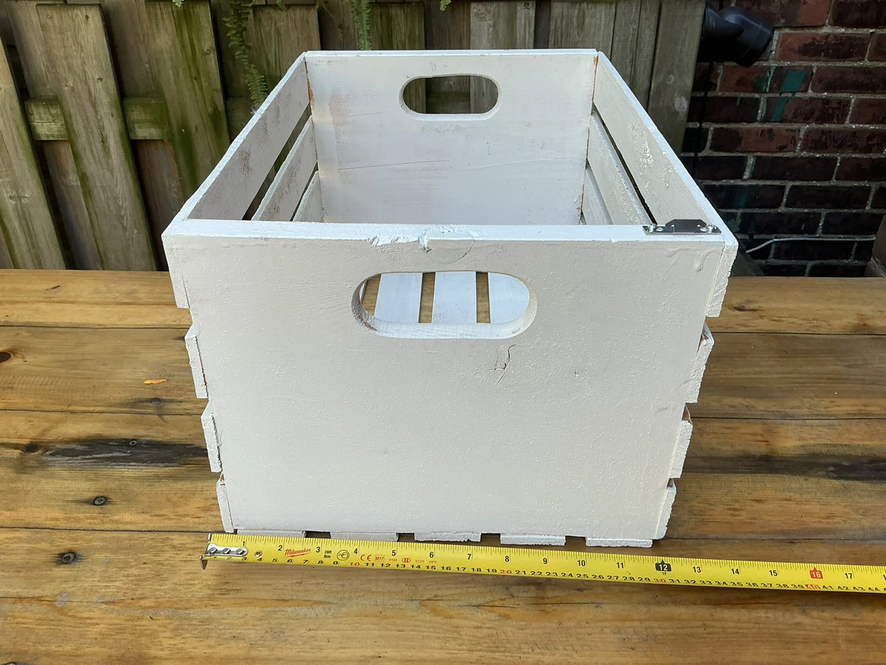 White painted wooden storage crate ! - photo 3
