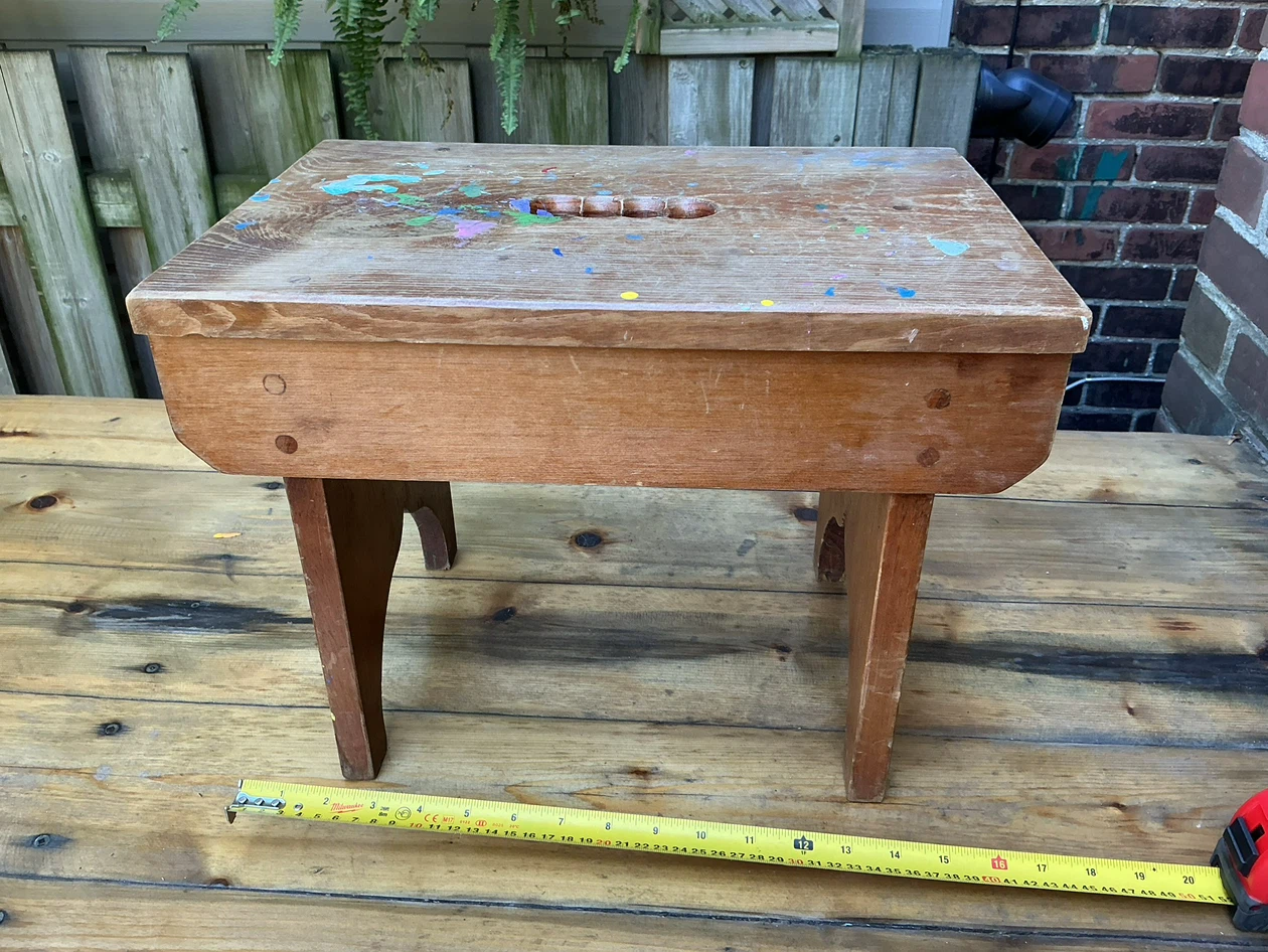 Vintage Wooden Strong & Sturdy Step Stool ! - photo 4