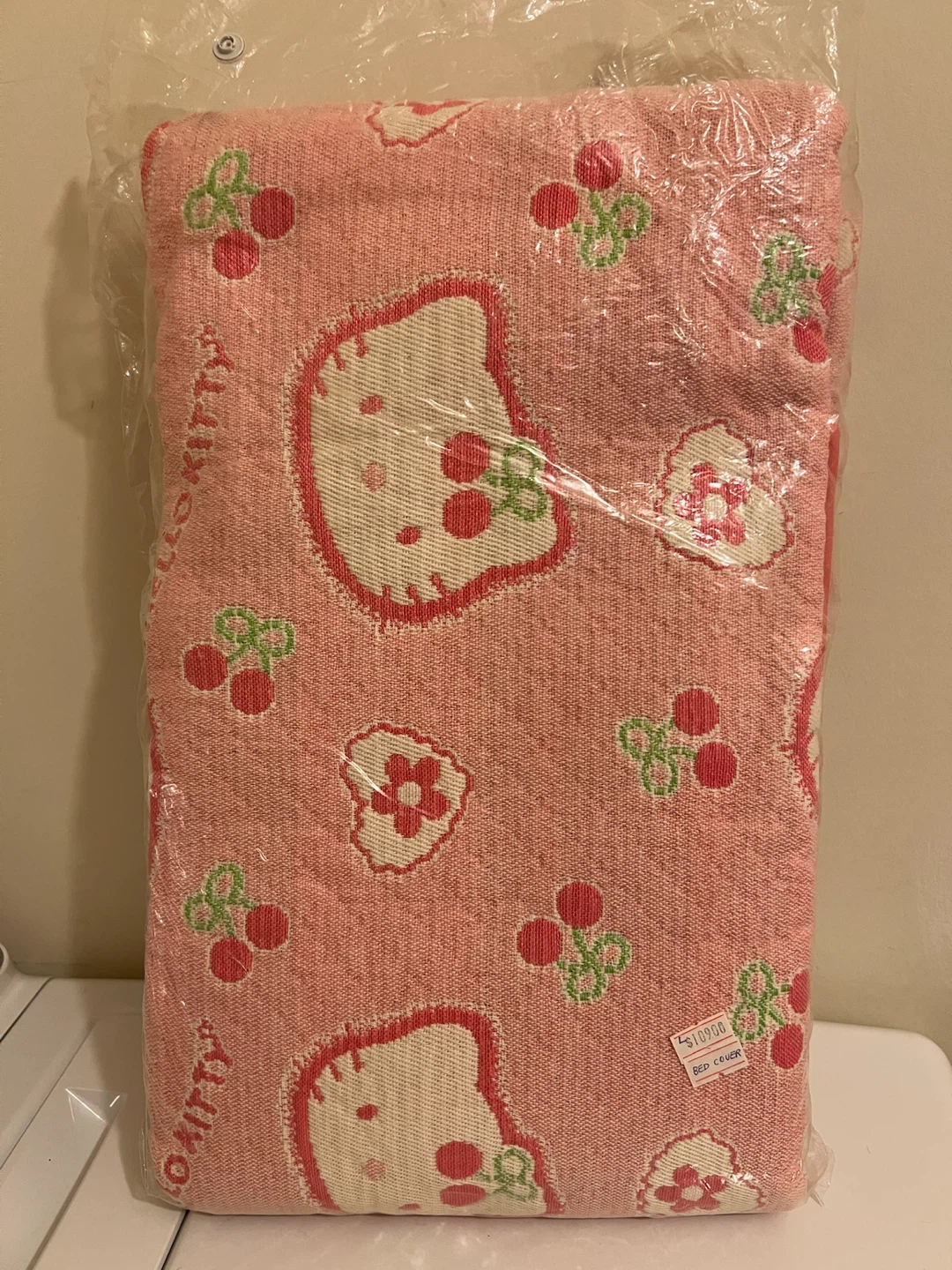 Hello Kitty Cherry Pattern Bed Cover