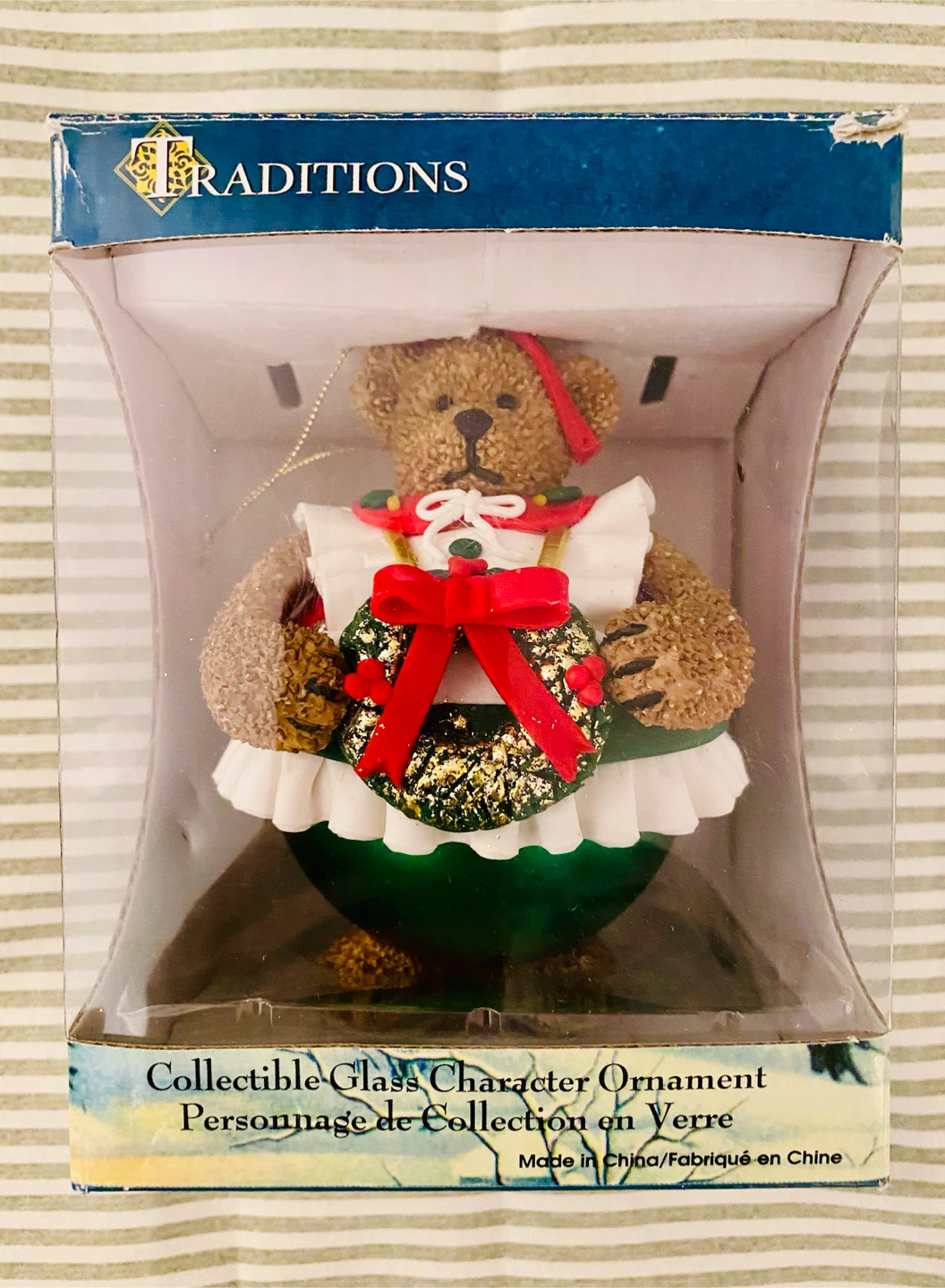 Traditions Christmas Ornament - Bear holding wreath