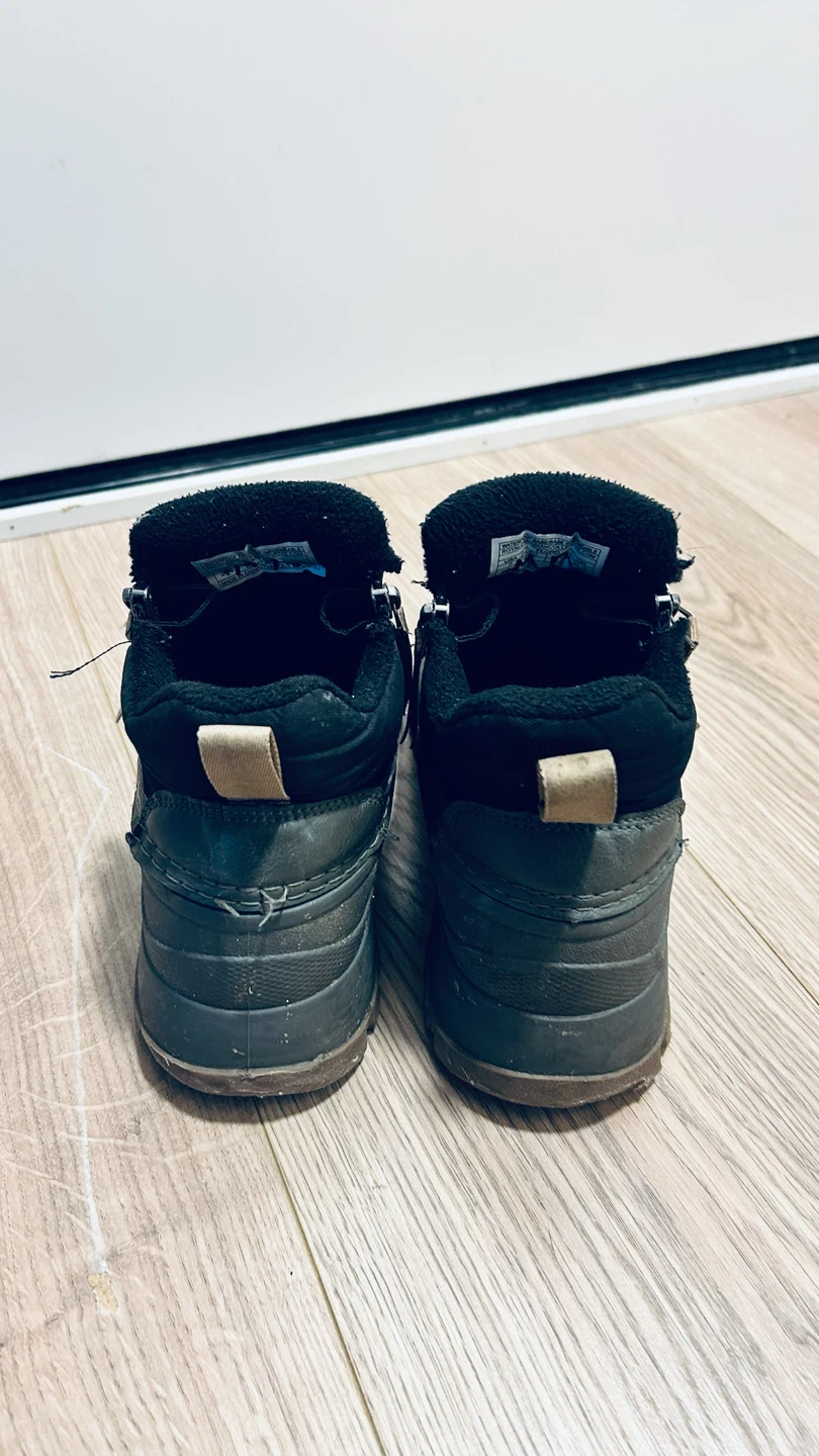 Royal Canadian Waterproof Winter Ankle Boots – Size 7 - photo 2