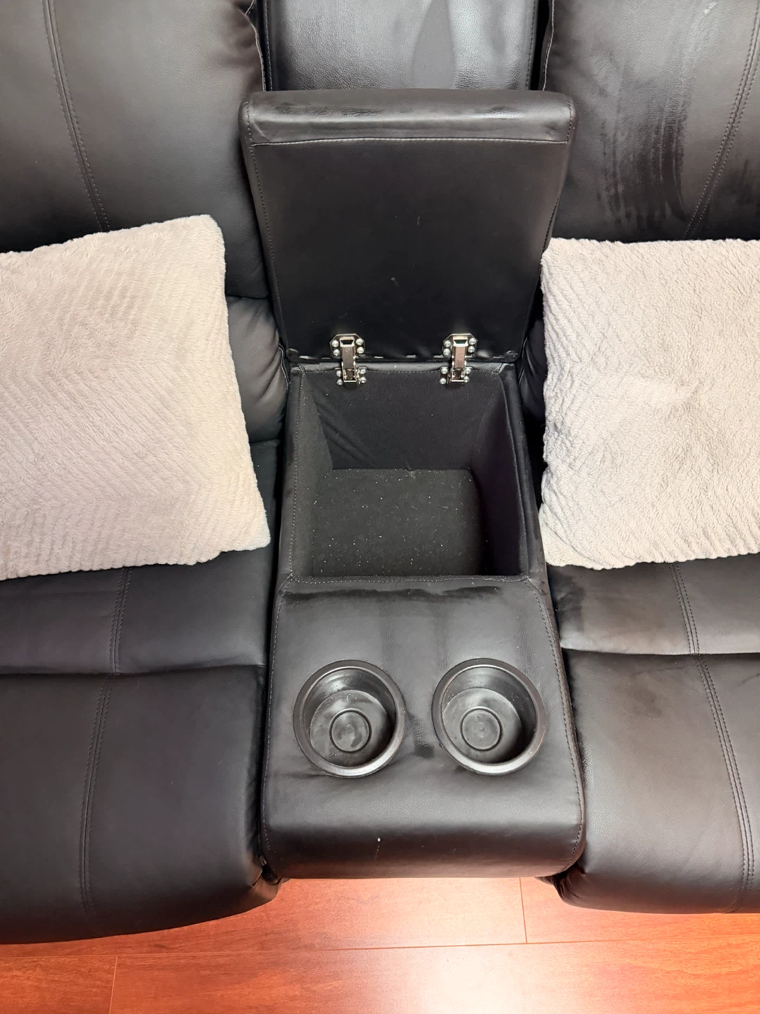 Double recliner sofa - photo 4