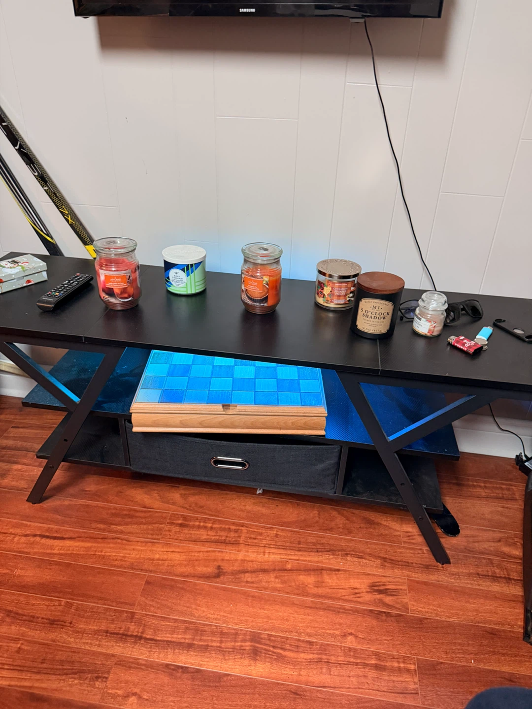 Tv stand