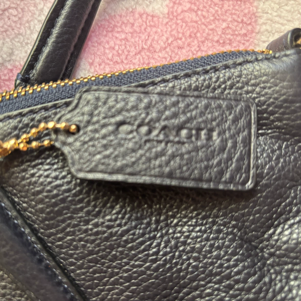 Coach - Pebble Leather Shoulder Bag - photo 4