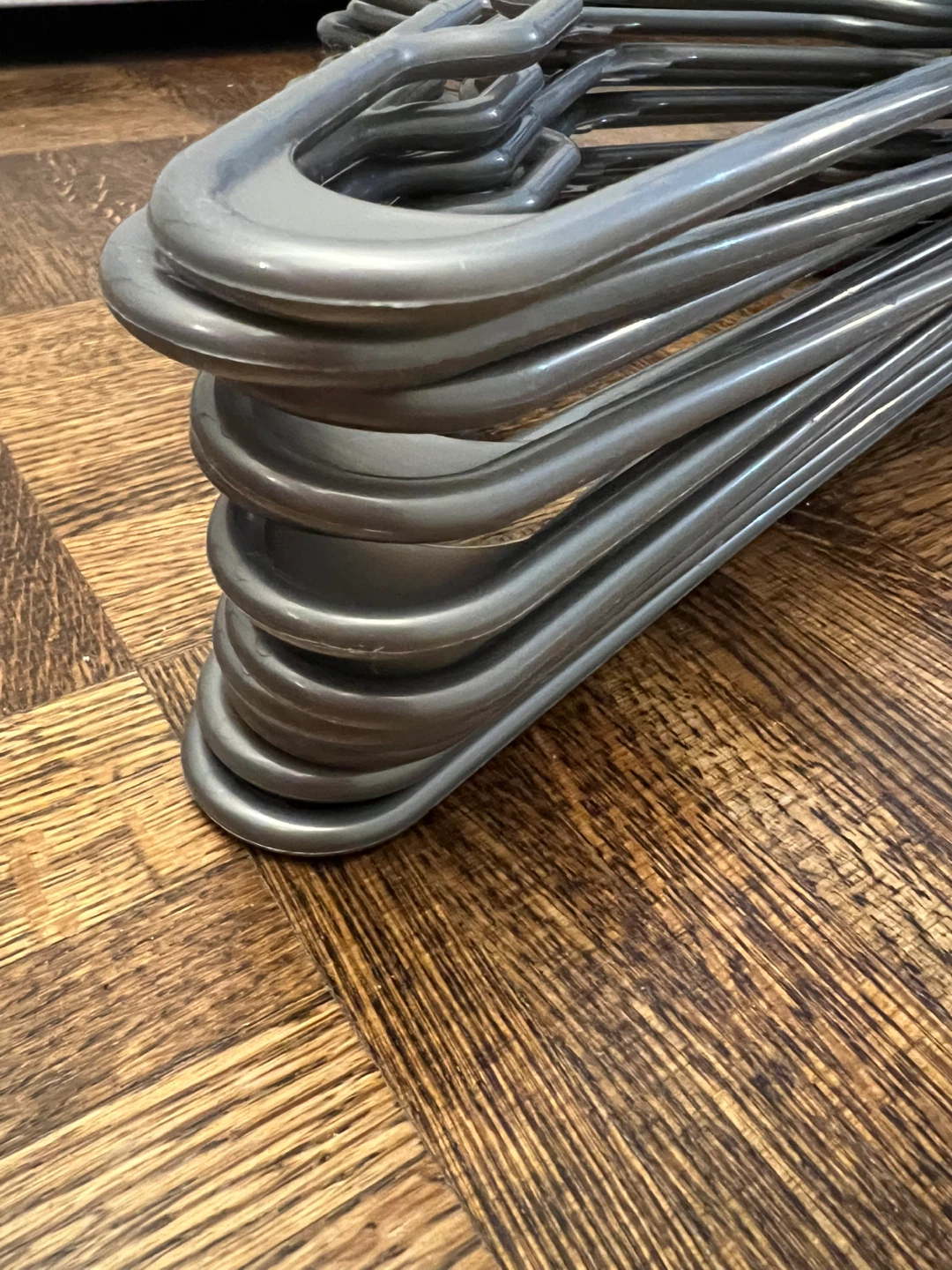 Set of 13 Grey Plastic Clothes Hangers - photo 2