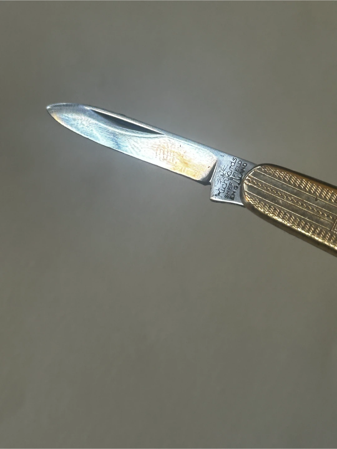 Gold tone Richards of Sheffield keychain penknife - photo 3