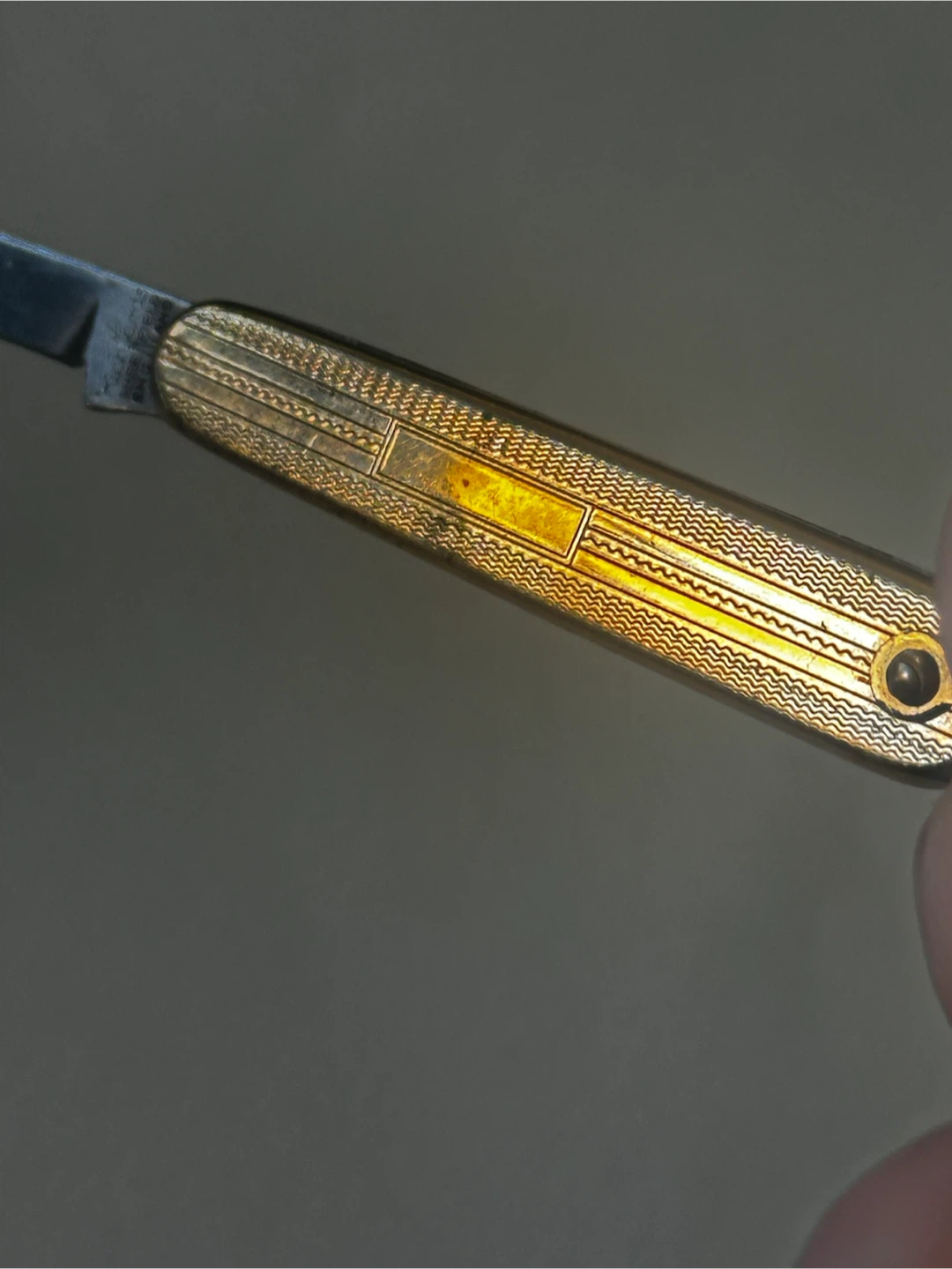 Gold tone Richards of Sheffield keychain penknife - photo 2