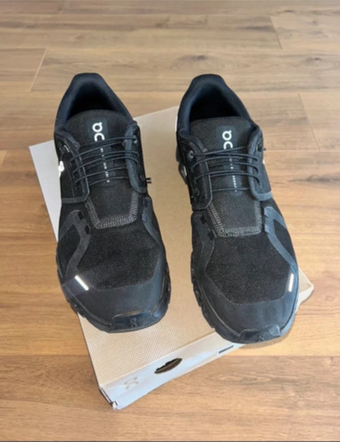 **3 days used**On Cloud Running Shoes - Black - photo 3