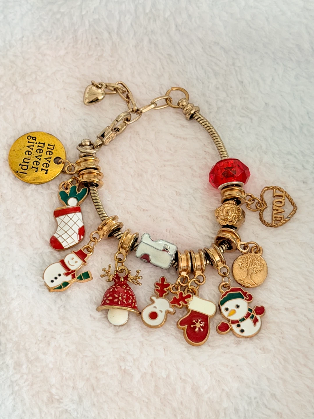 Festive Christmas Charm Bracelets - photo 2
