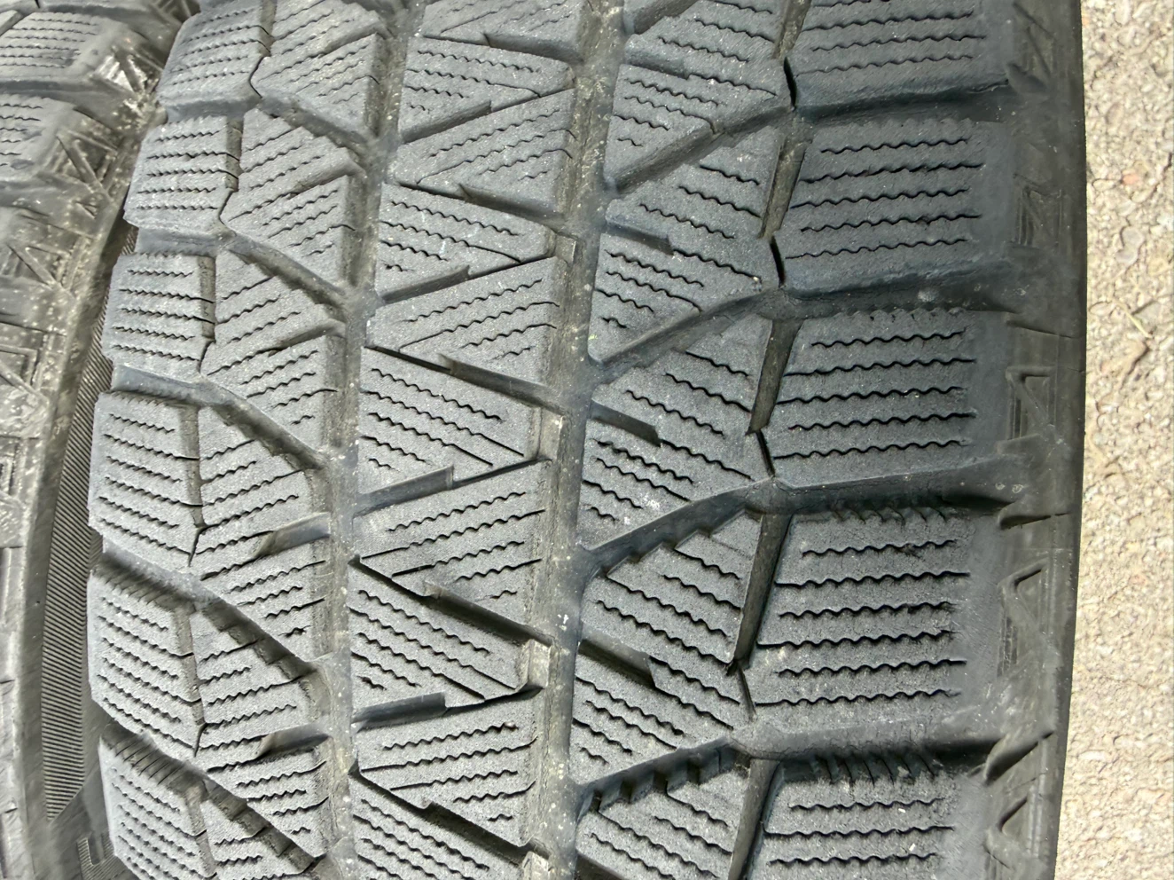 4 Bridgestone Blizzak WS80 205/55R16 on Steel Rims - photo 5