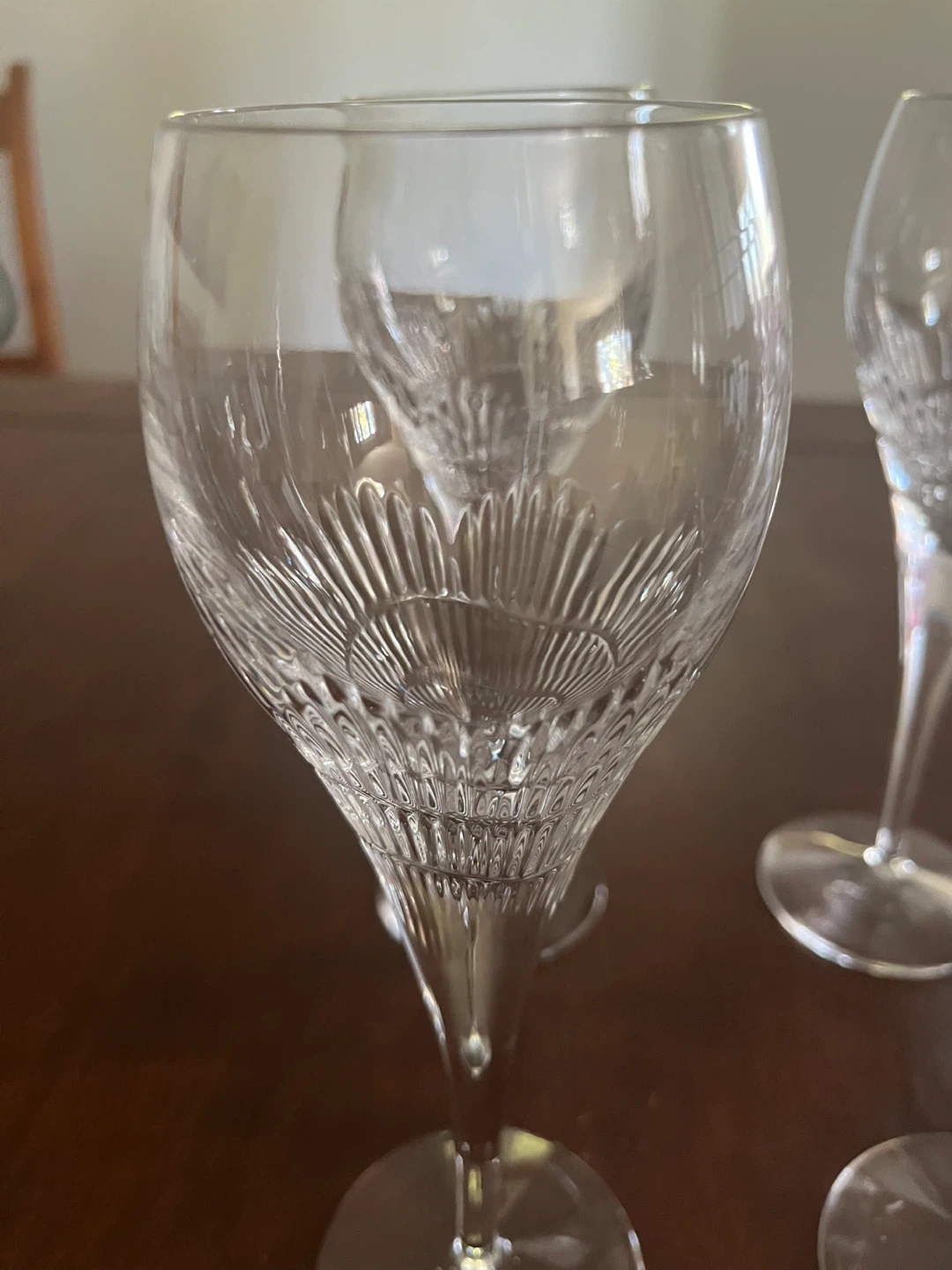 Set of 4 Cut Crystal Wine Glasses - photo 3