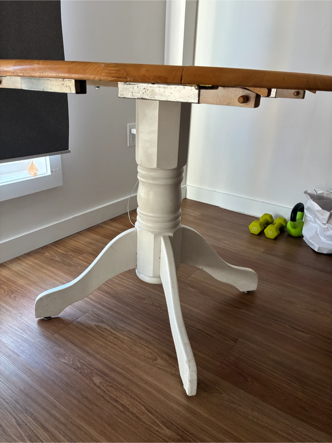Circular Drop-Leaf Dining Table - photo 2