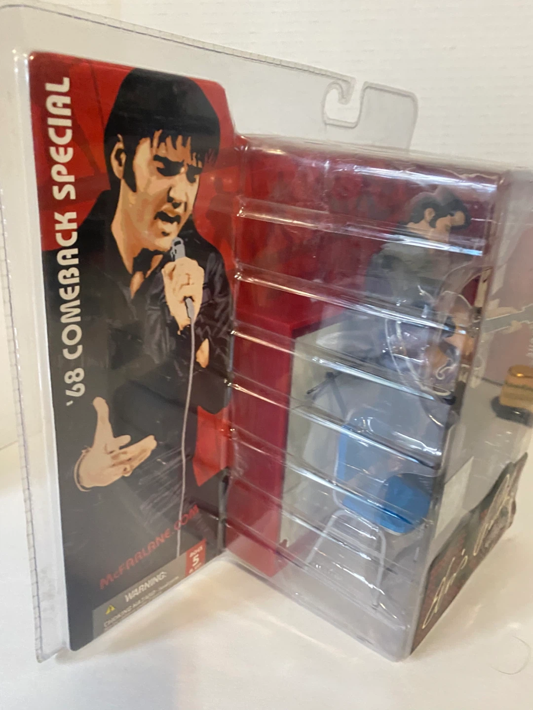 McFarlane Toys Elvis '68 Comeback Special Figure - photo 2