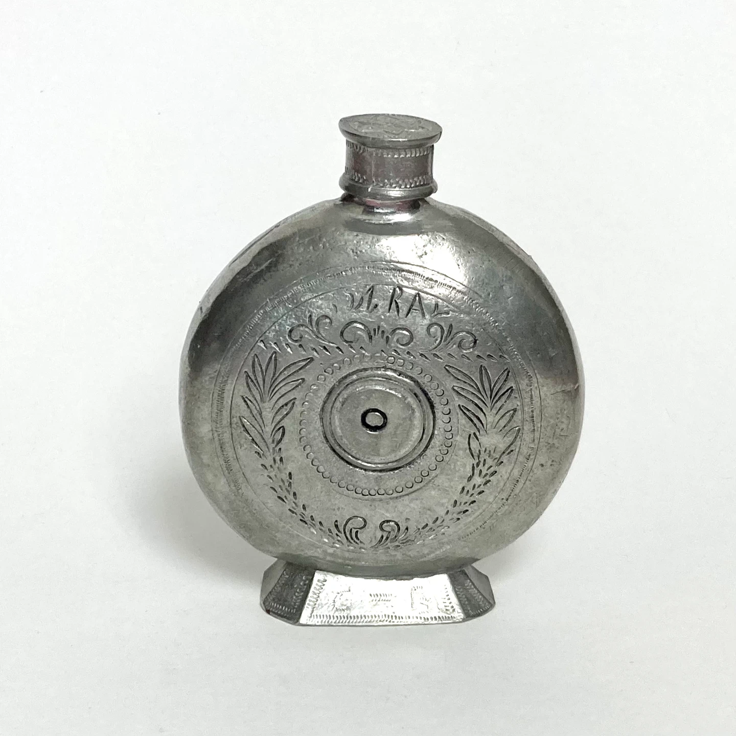 Antique Greek / Balkan Pewter Pilgrim Flask (Holy Water Canteen) - photo 3