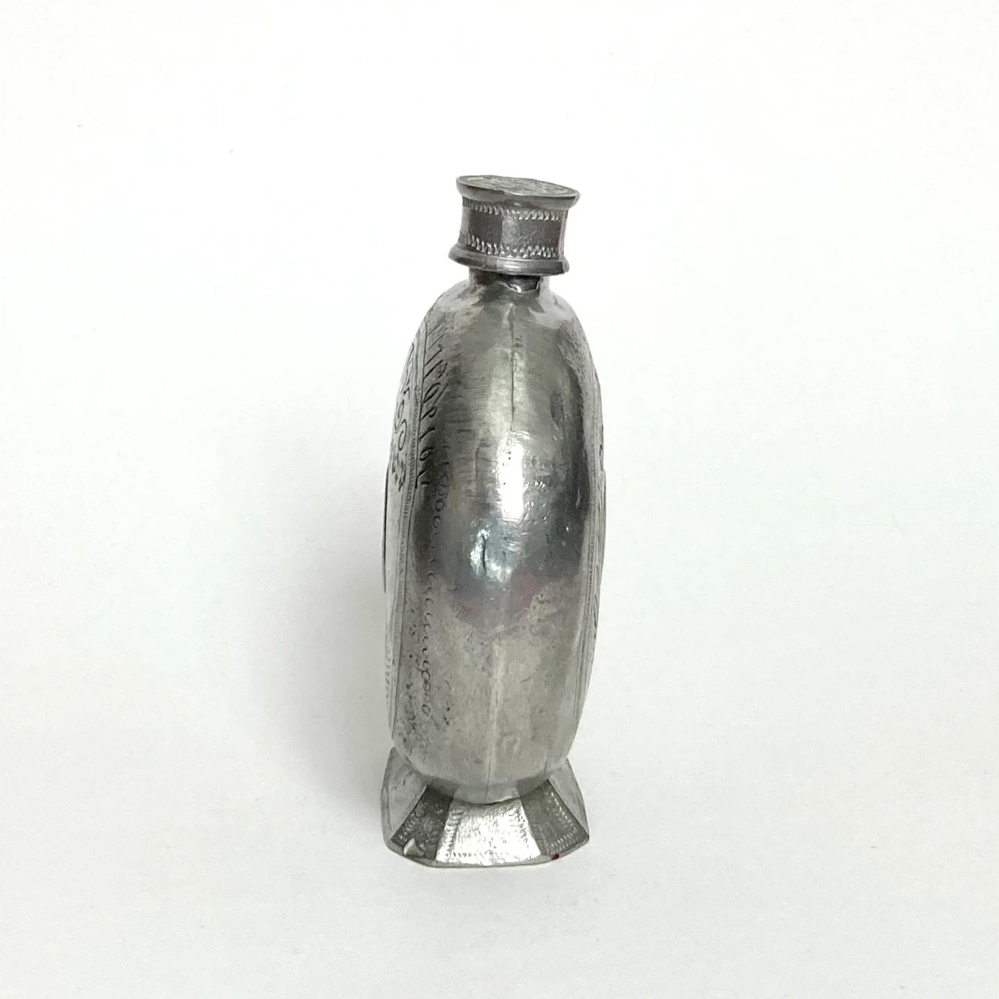 Antique Greek / Balkan Pewter Pilgrim Flask (Holy Water Canteen) - photo 4