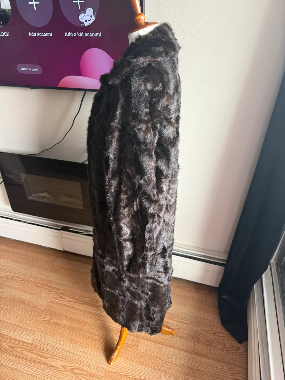 Full length faux fur coat - photo 3