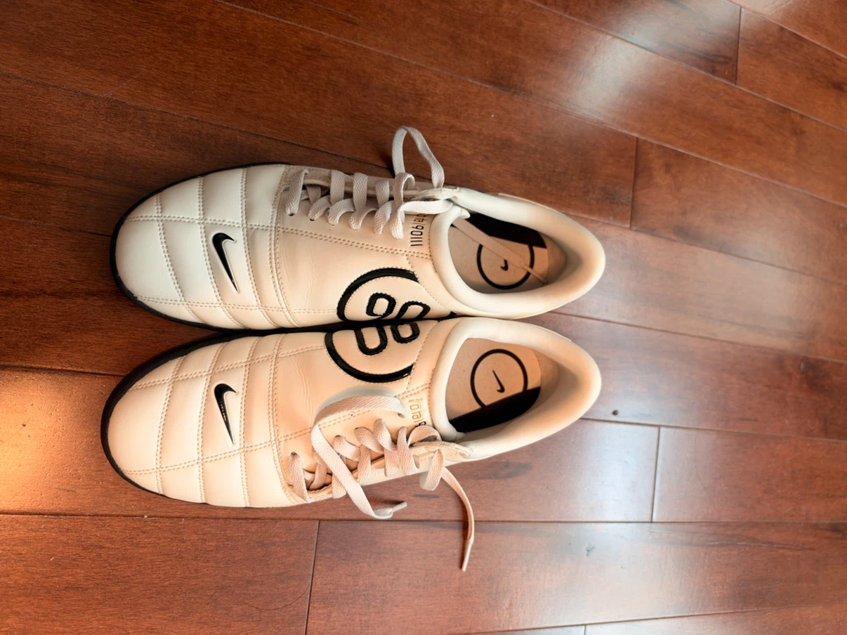 Nike t90 shoes (not cleats) size 10.5 us
