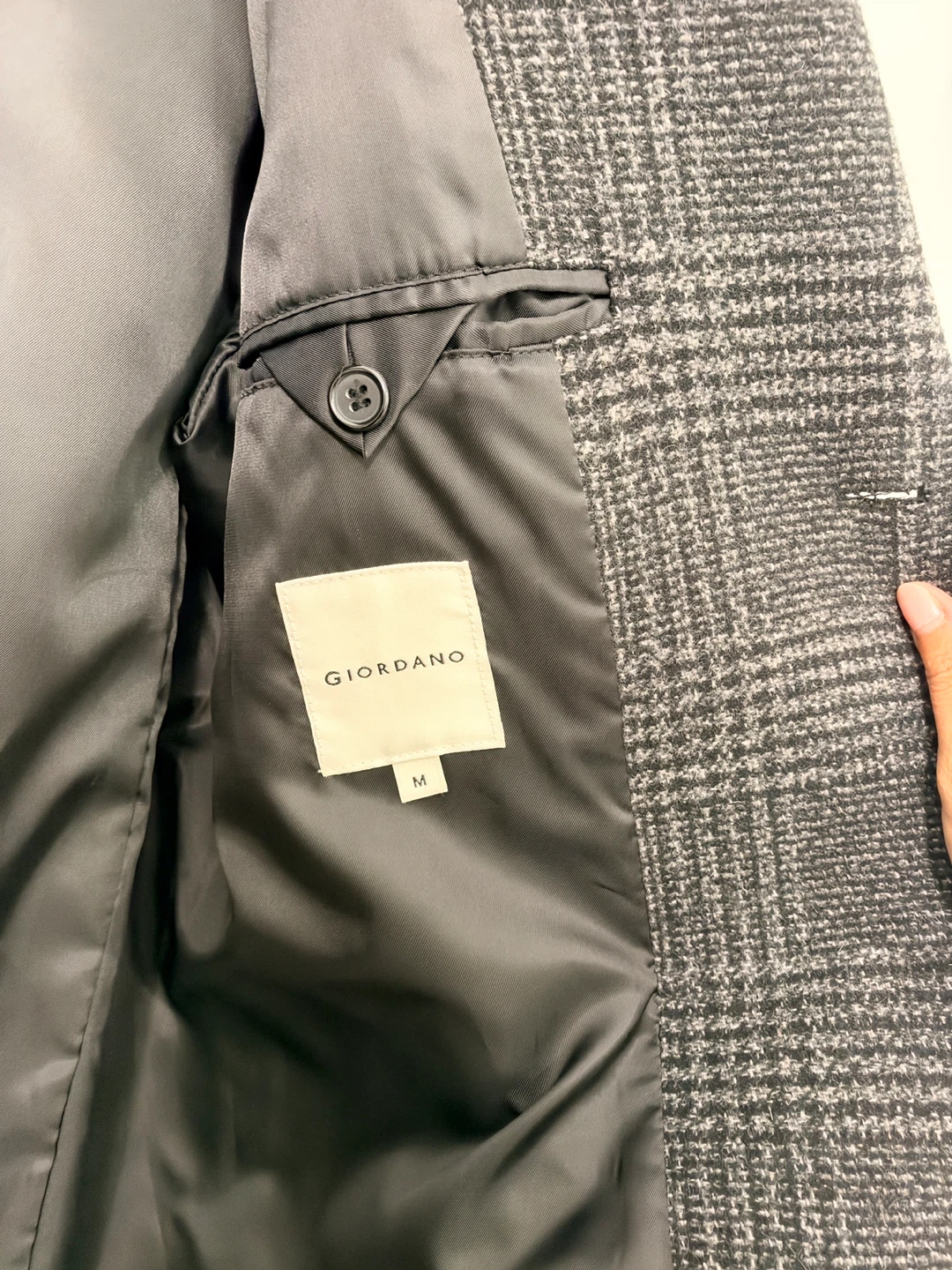 Giordano Grey Plaid Overcoat - photo 3