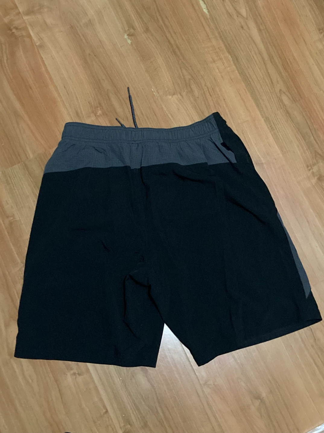 Nike Men's Core Contend 9" Volley Shorts - Large - photo 2