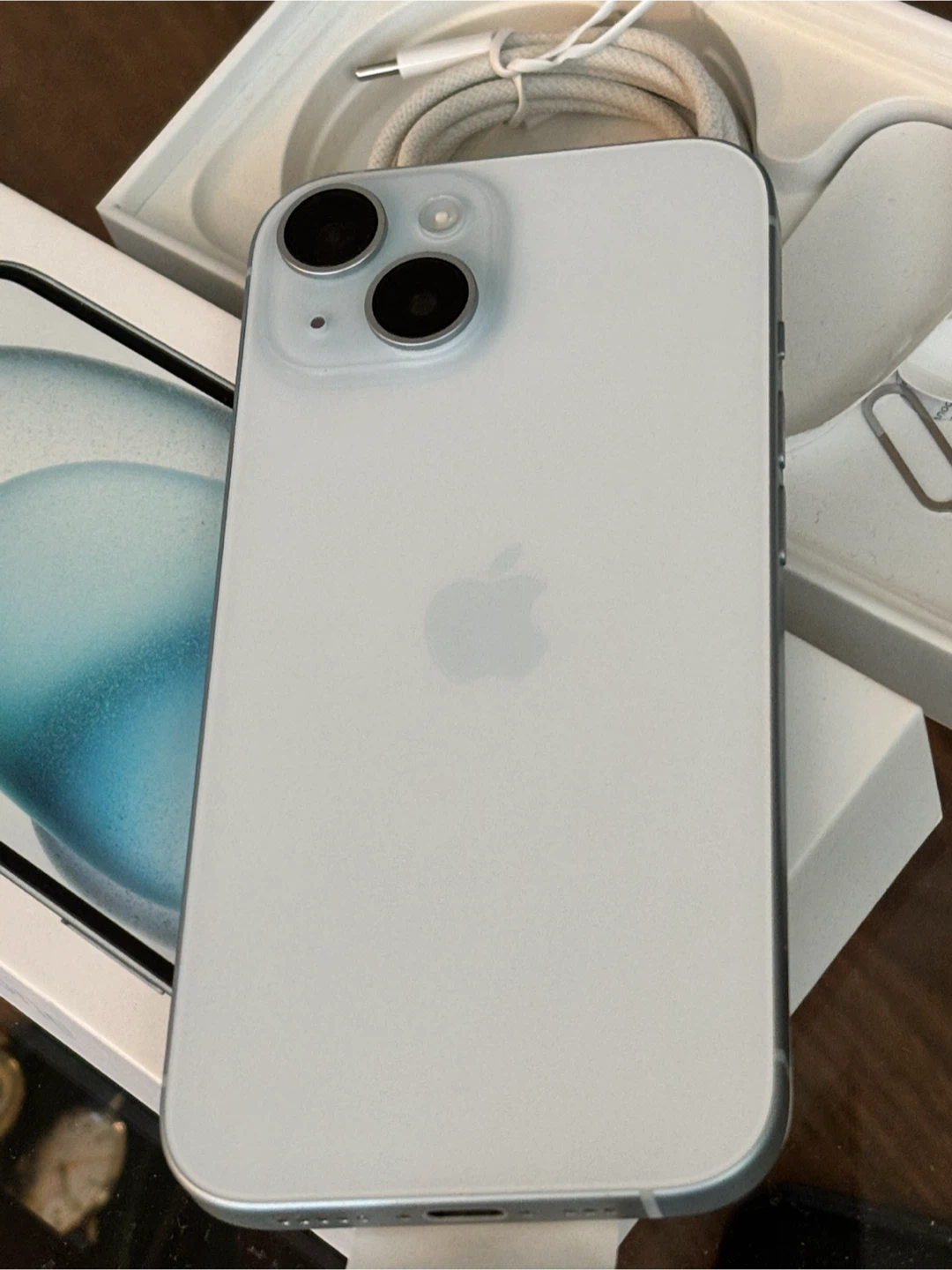 Apple iPhone 15, 128gb, white, with box