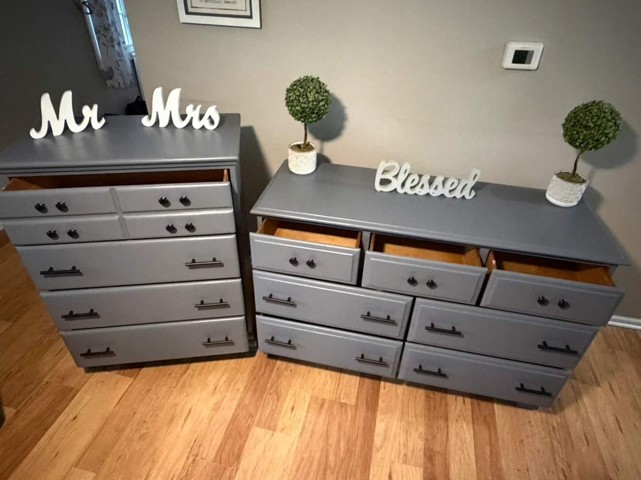 ✨🩶Beautiful solid wood dresser set🩶✨ - photo 5