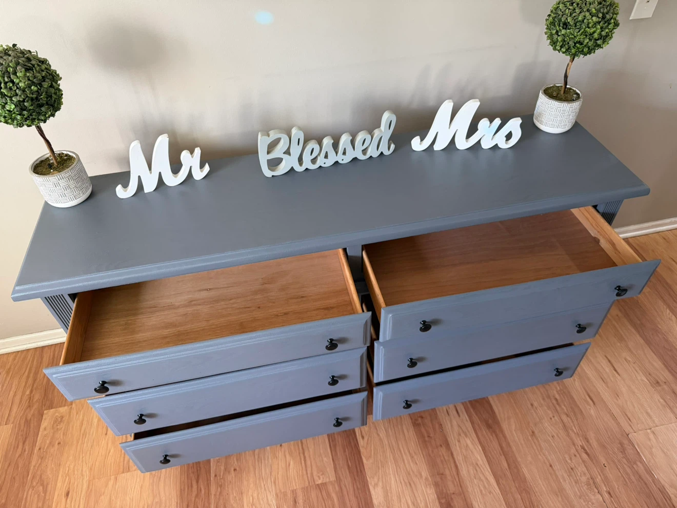 ✨🩶Beautiful solid wood dresser🩶✨ - photo 5