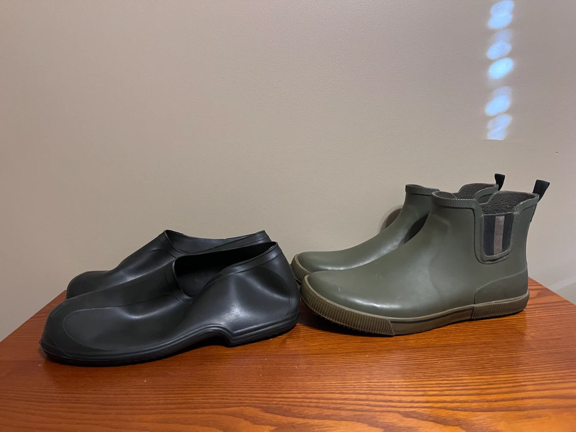 MEN’s BOOTS(Size 12) OVERSHOE COVERS (Large)