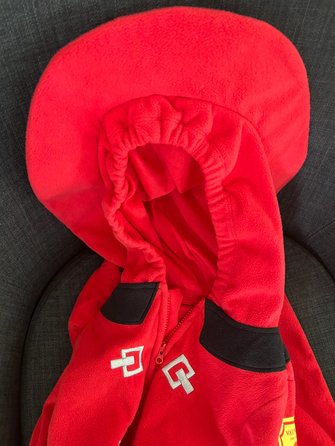 SIZE 18 MONTH VOLUNTEER FIREFIGHTER COSTUME (READ LISTING) - photo 2