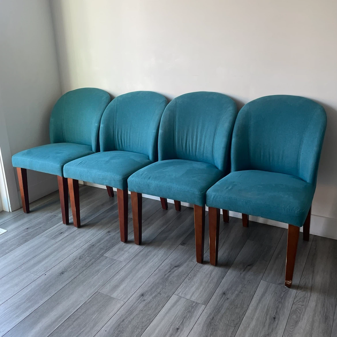 4 Dining Chairs