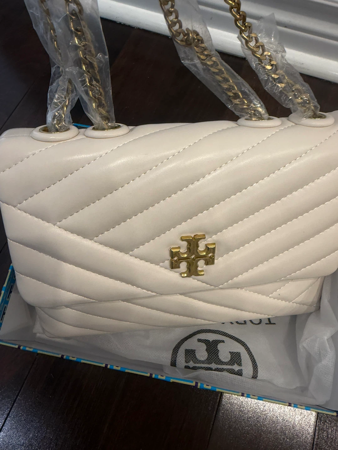 Tory Burch Quilted Shoulder Bag - photo 4