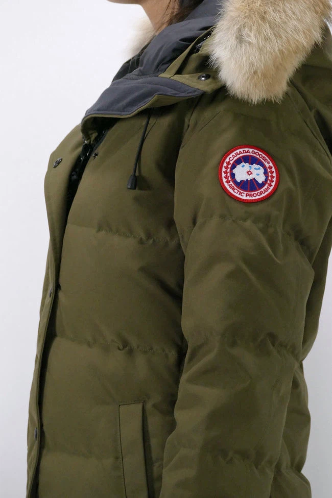 Canada Goose Olive Green Parka with Fur Trim Hood size slim M - photo 2