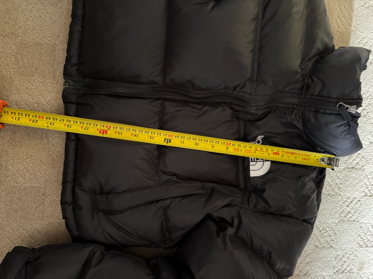 WOMEN’S NORTHFACE PUFFER